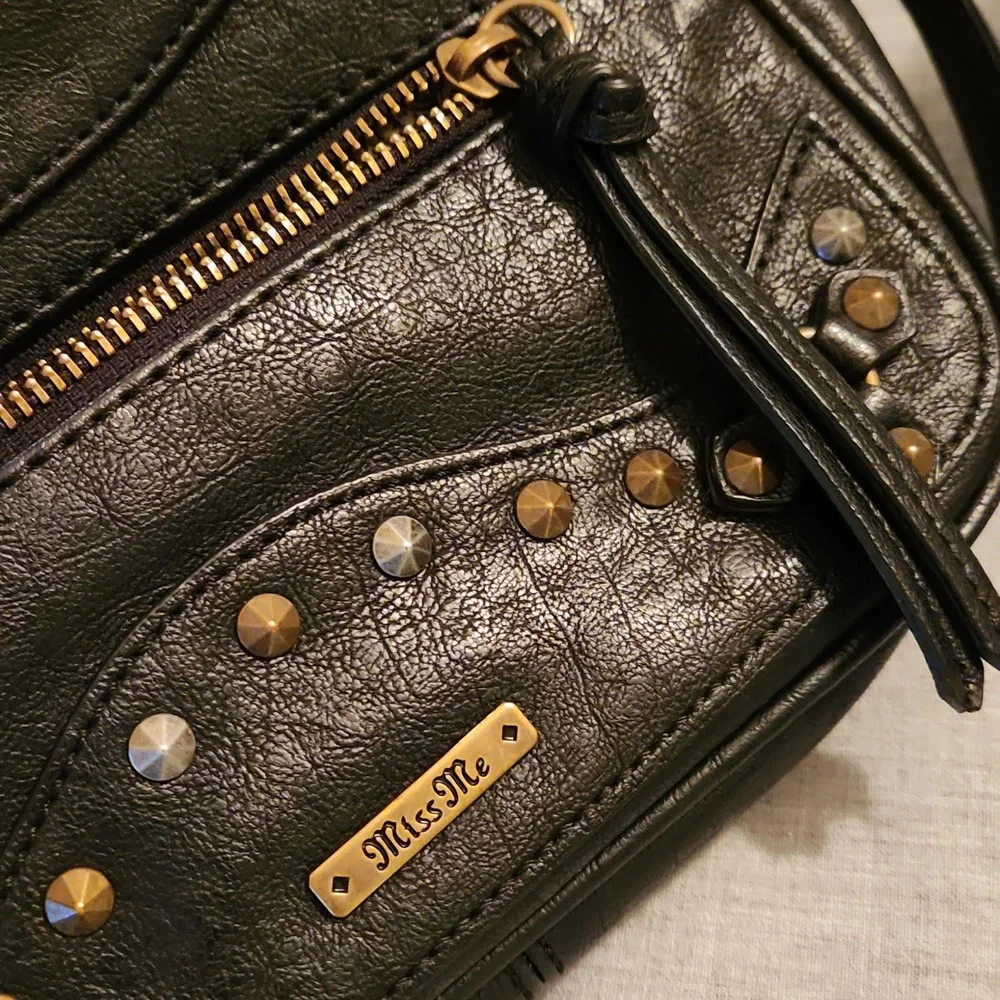Miss Me black shoulder bag with gold & silver rivots - Picture 14 of 16